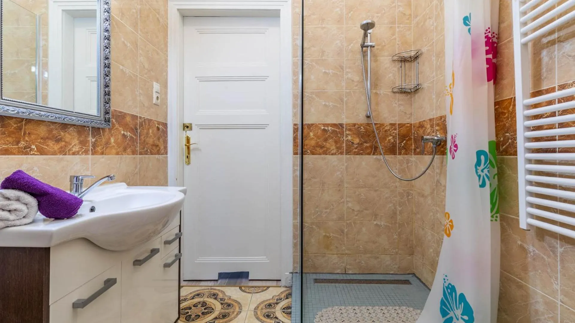 Great Value Apartment / City Centre Budapest